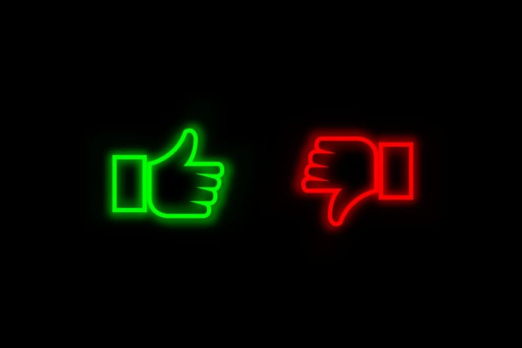 Thumbs up and thumbs down icons to represent positive and negative